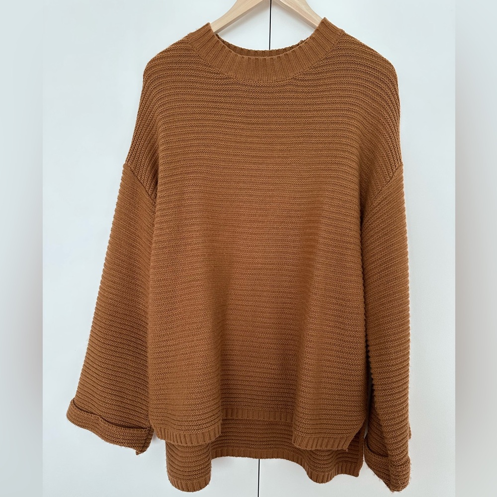 Women’s oversized camel sweater